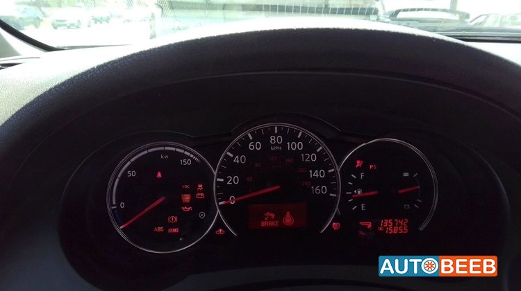 Nissan Altima 2011