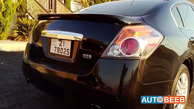 Nissan Altima 2011