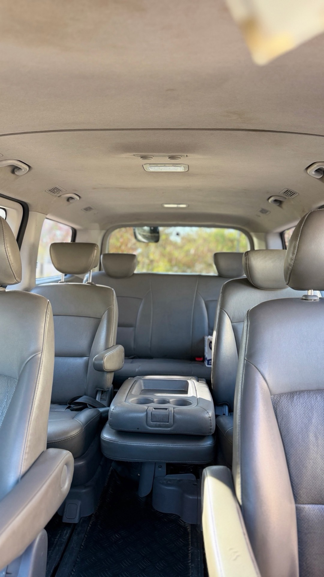 Minibus Hyundai 2012