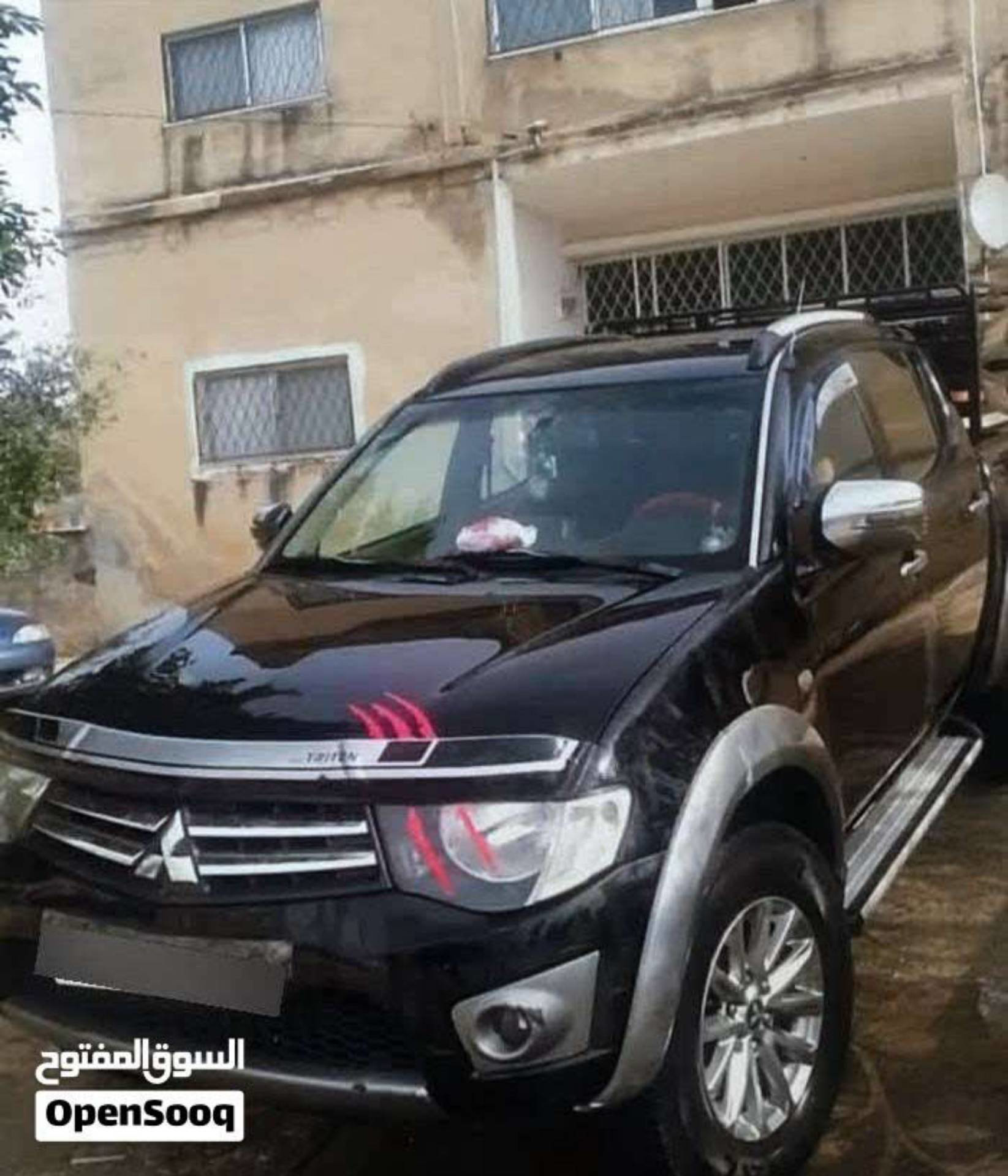 ميتسوبيشي L200 2012