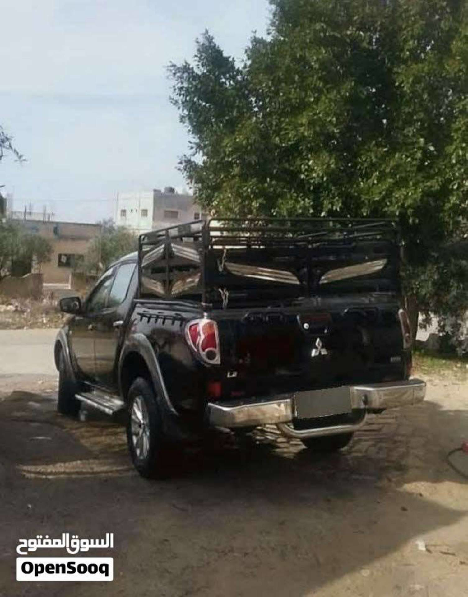 ميتسوبيشي L200 2012