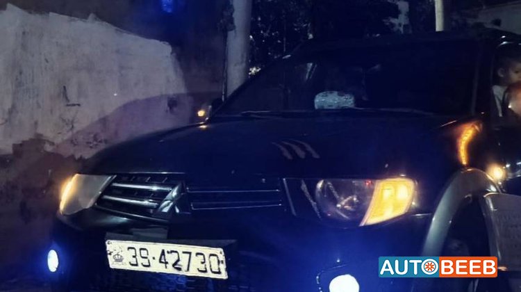 ميتسوبيشي L200 2012