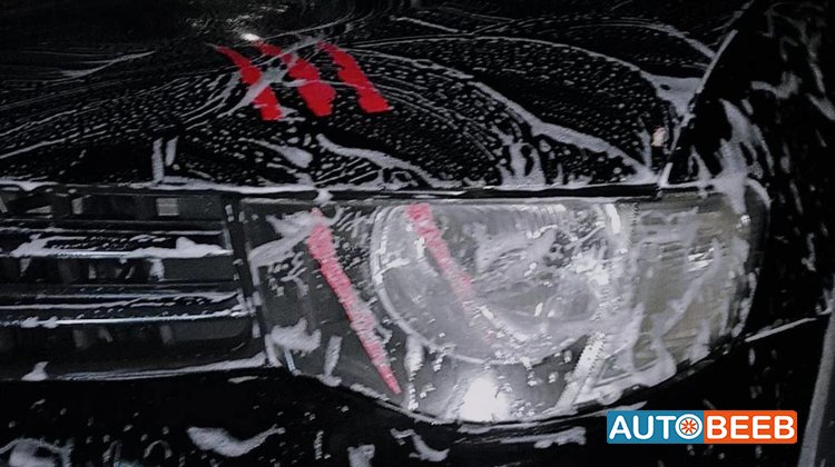 ميتسوبيشي L200 2012