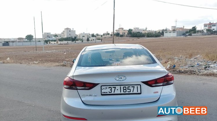 Hyundai Avante 2016