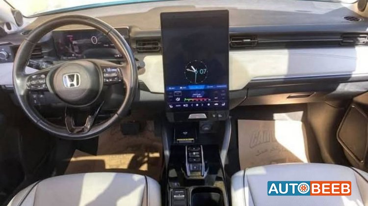 هوندا e:NS1 2022