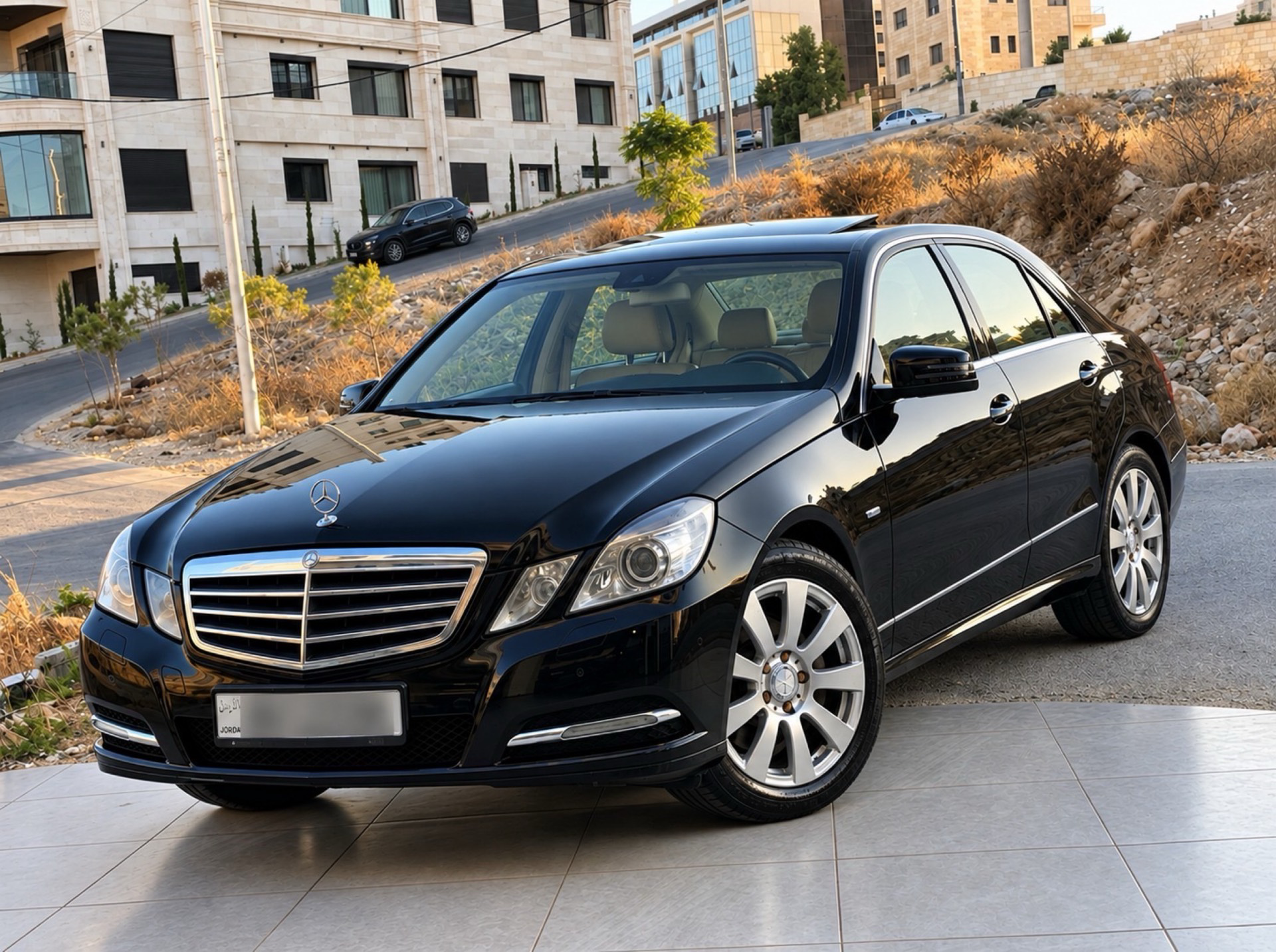 مرسيدس بنز E200 2012
