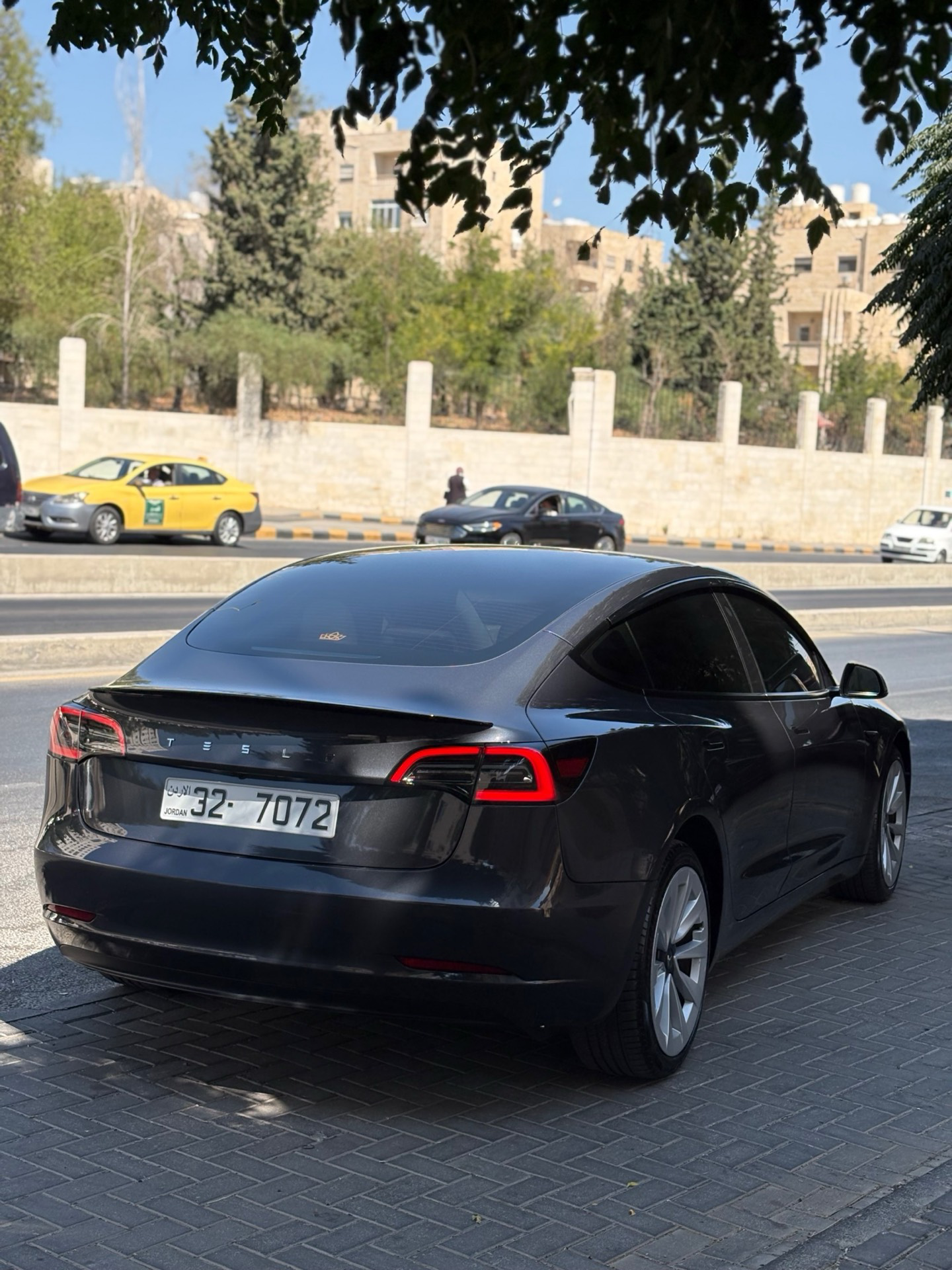 Tesla 3 2023