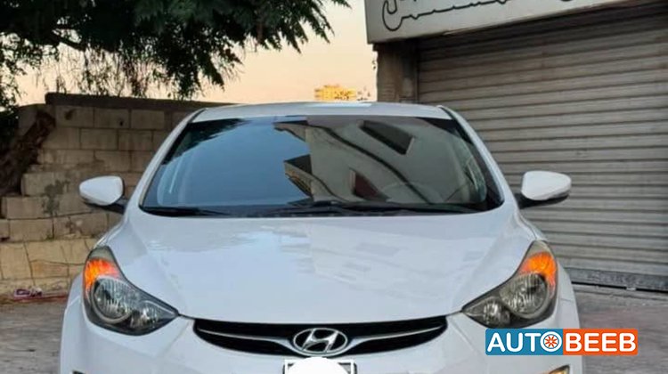 هيونداي افانتي 2012