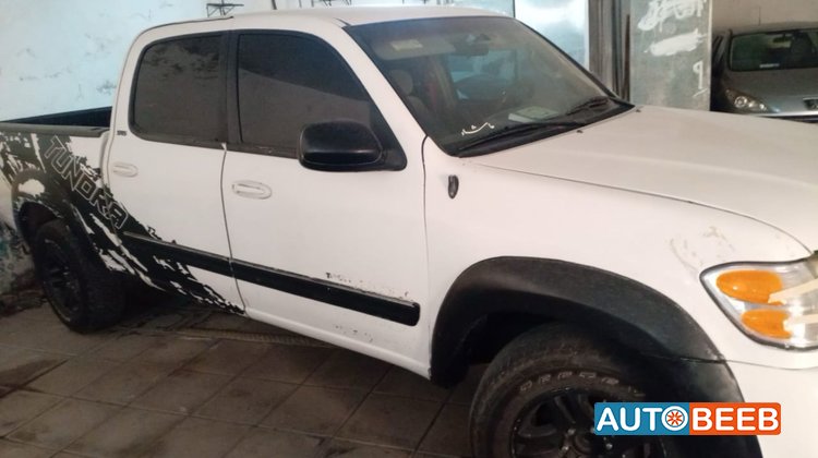 Toyota Tundra 2004