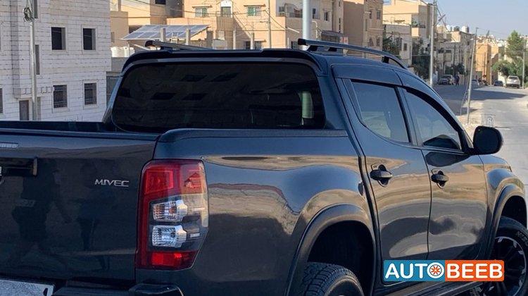 Mitsubishi L200 2022