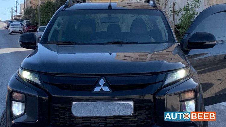 Mitsubishi L200 2022