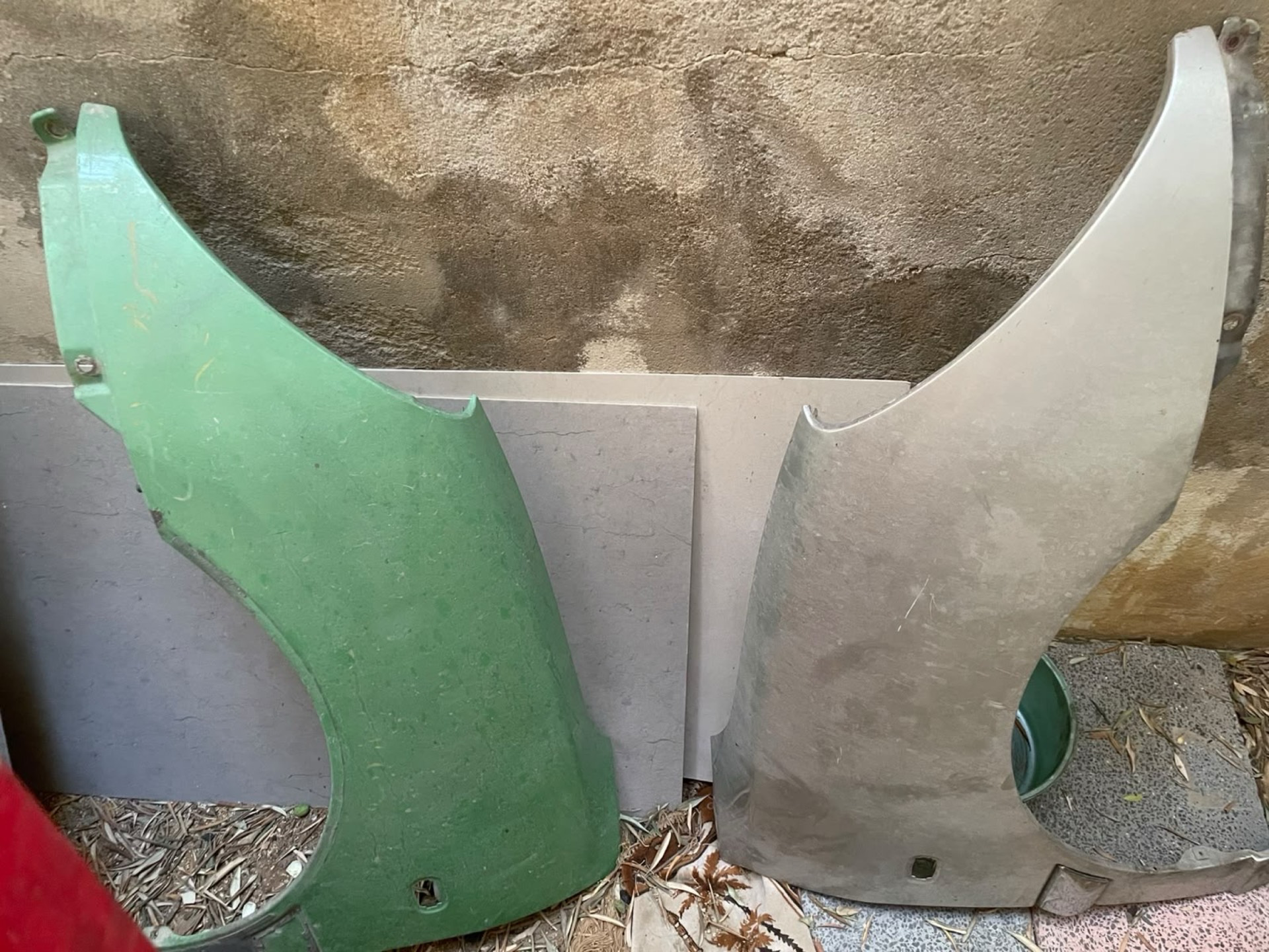 جنحان ديهاتسو سيريون بحاله جيده