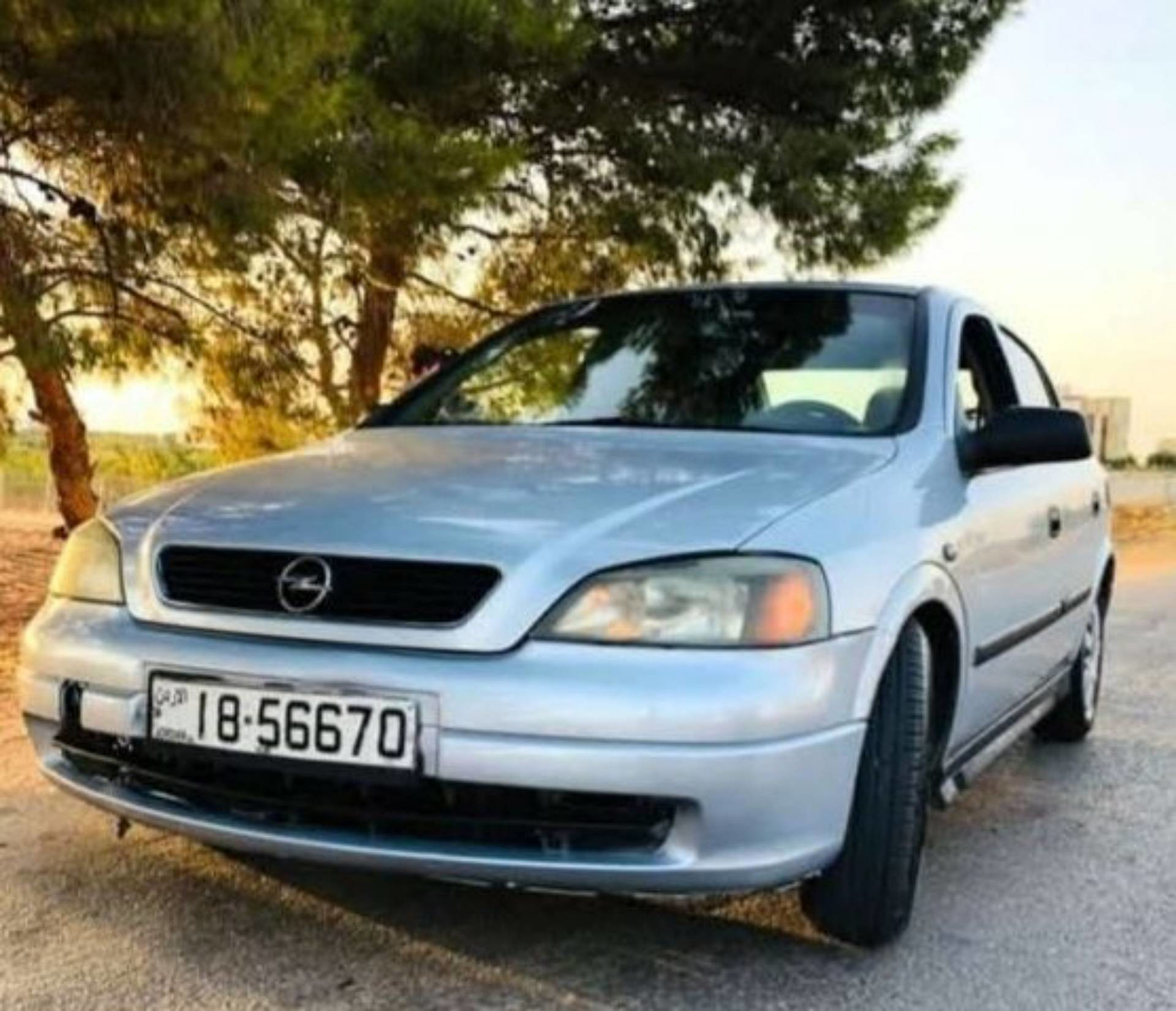 اوبل استرا 2001
