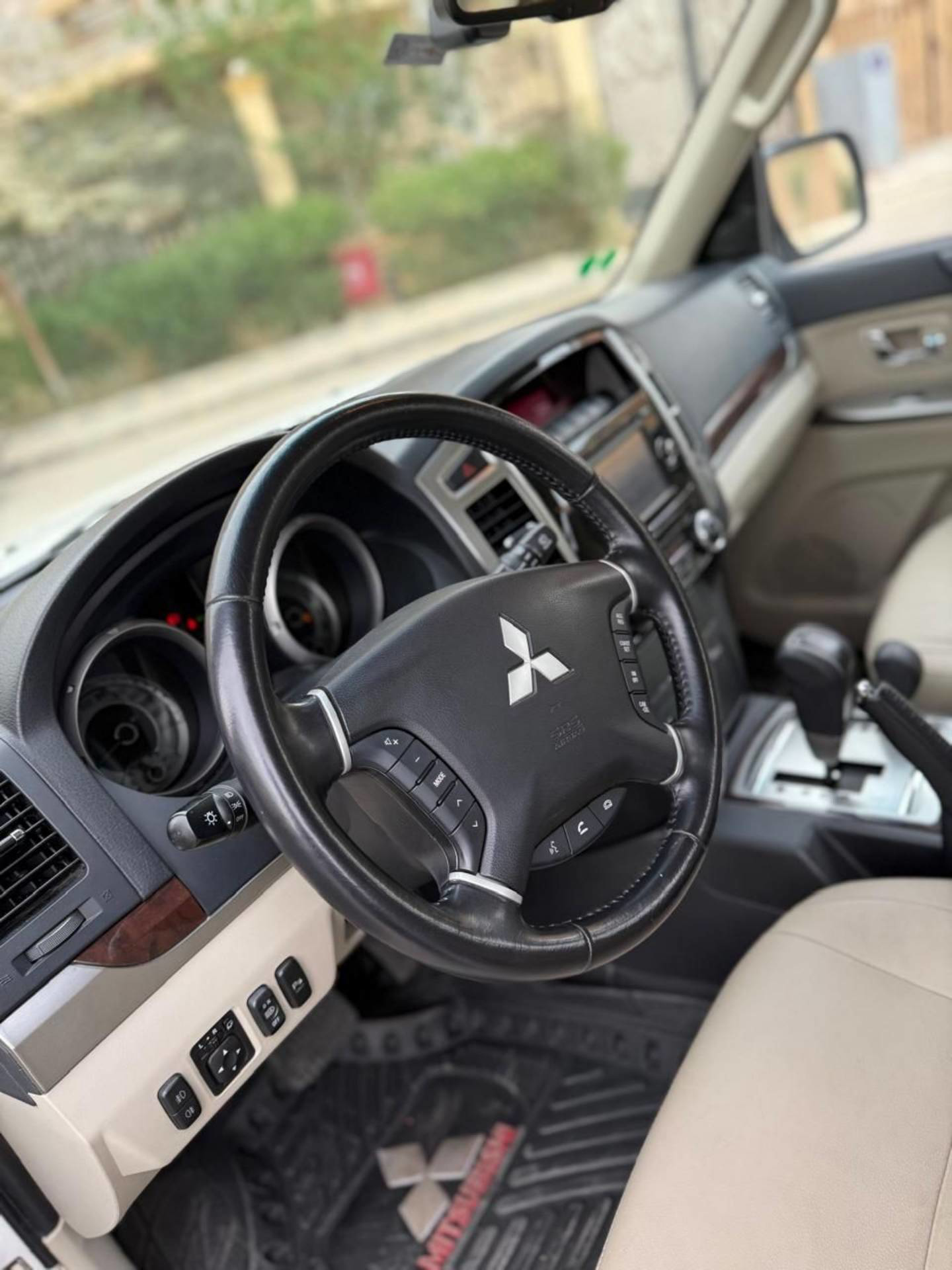 Mercedes Benz E200 2023