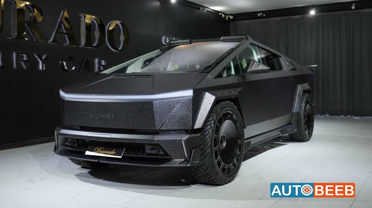 Tesla Cybertruck 2025