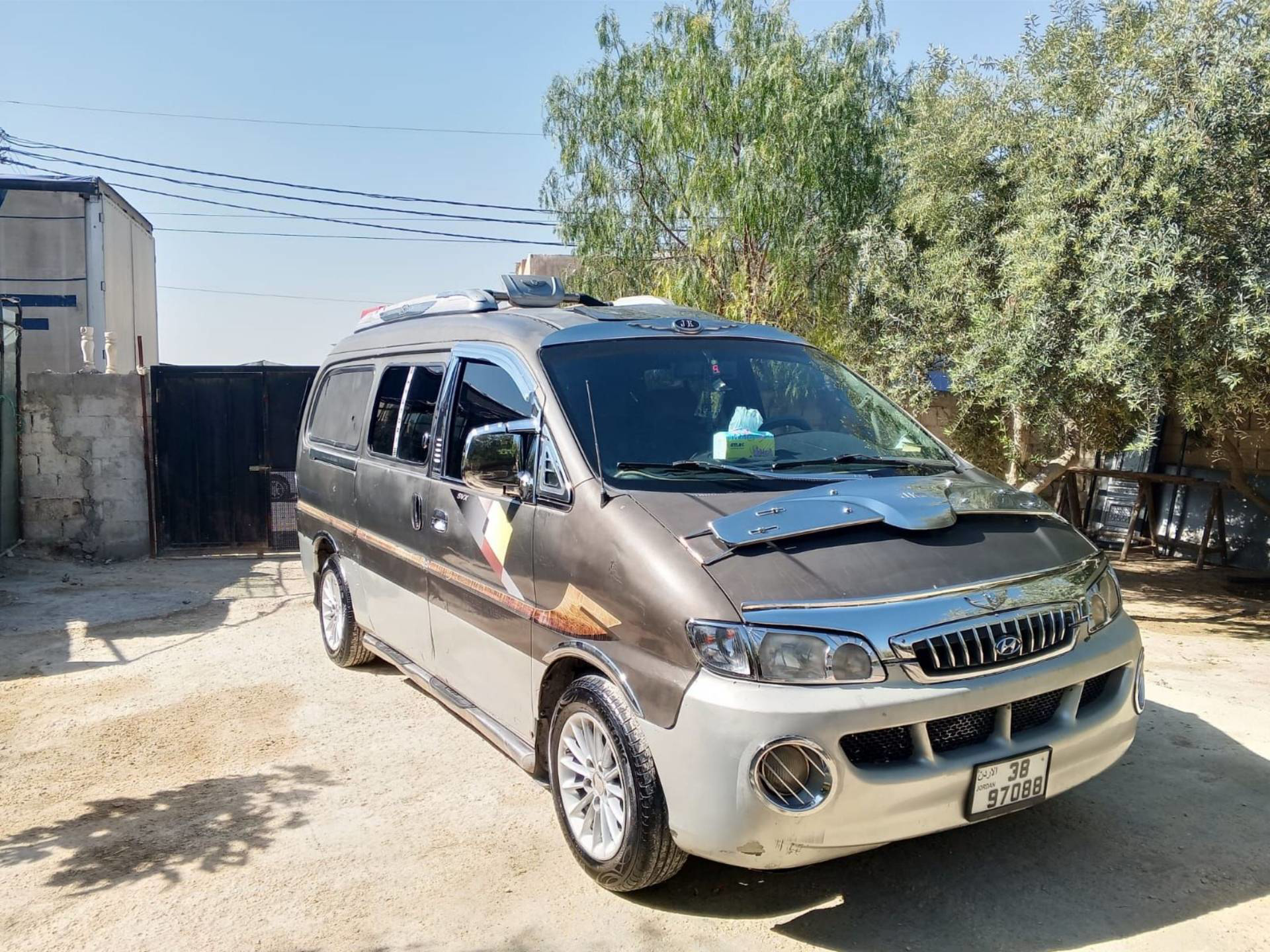 Minivan Hyundai 2000