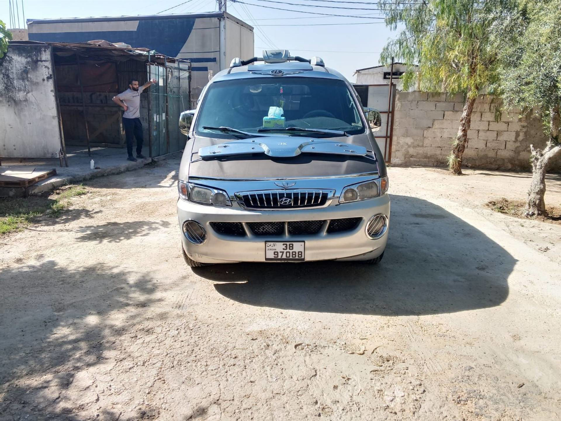 Minivan Hyundai 2000