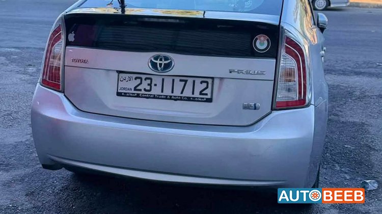 Toyota Prius 2012