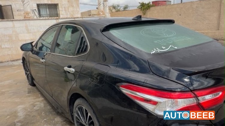 Toyota Camry 2019