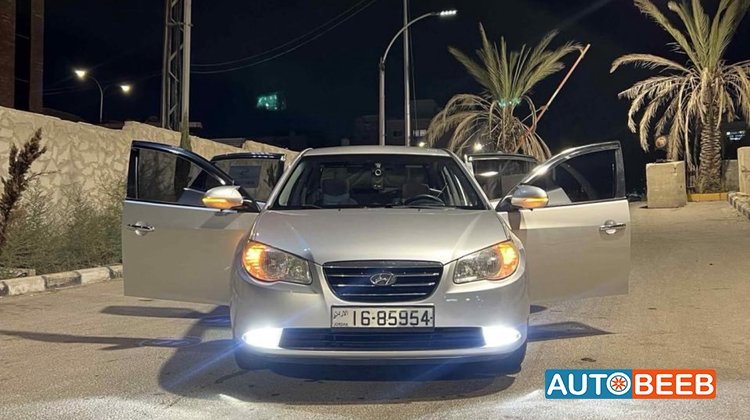 Hyundai Avante 2009