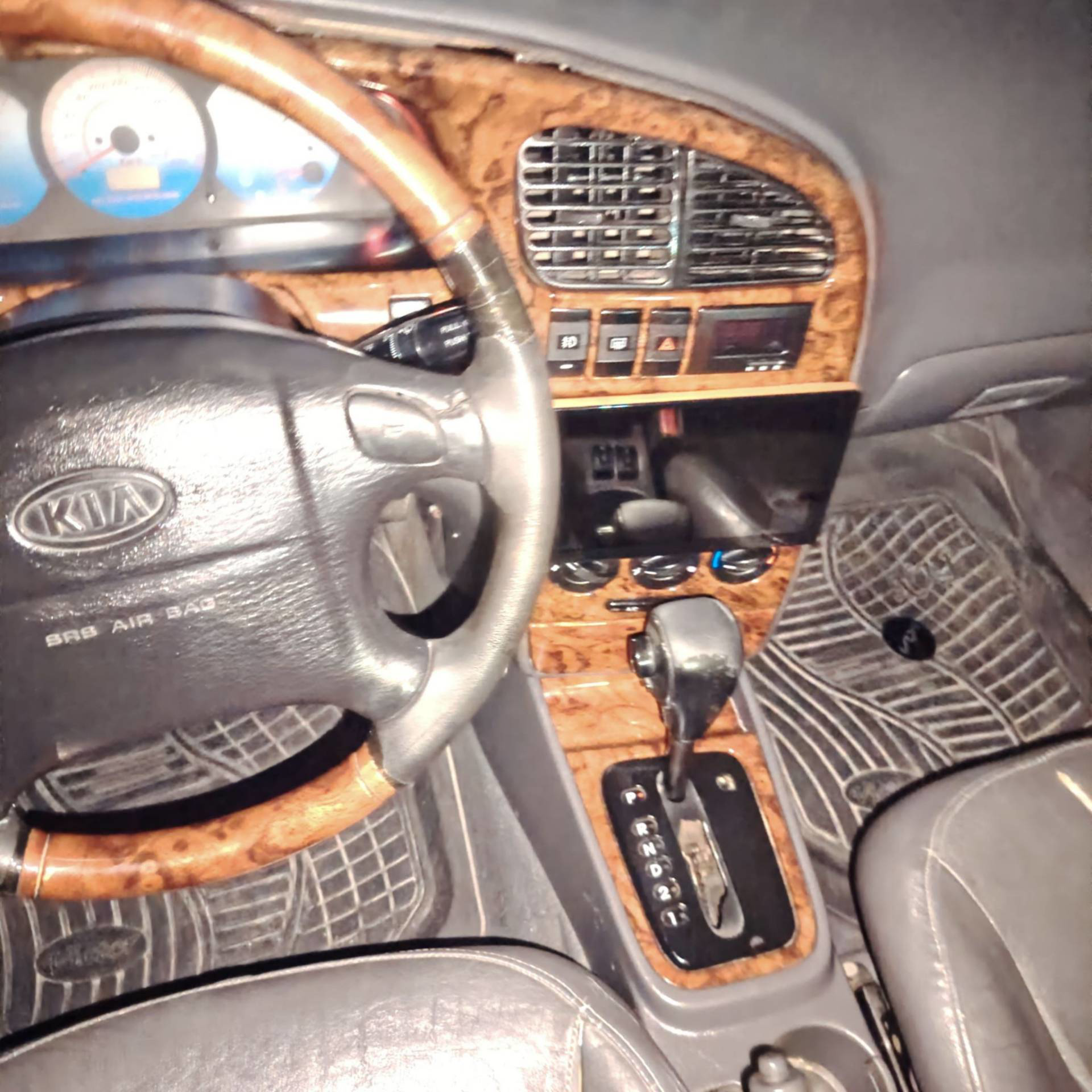 KIA Spectra 2002