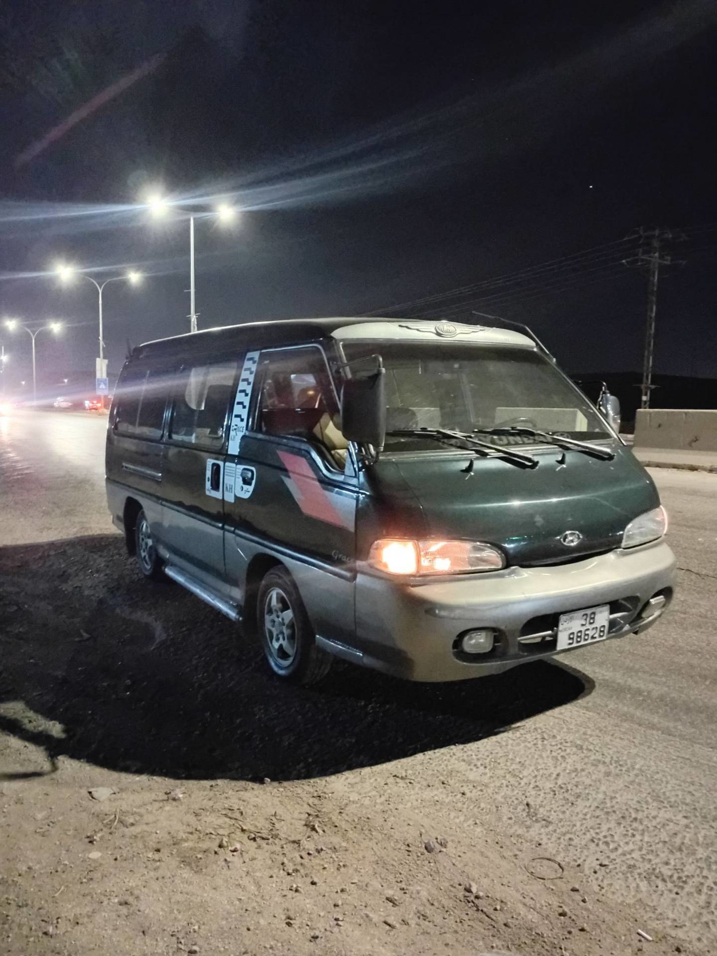 Minibus Hyundai 2000