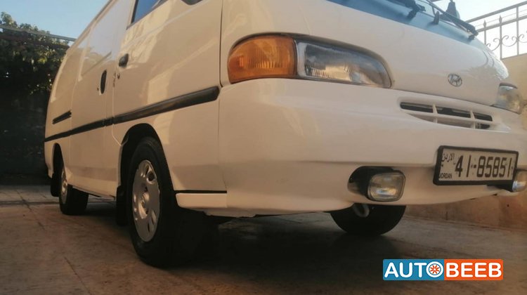 Minivan Hyundai 1995