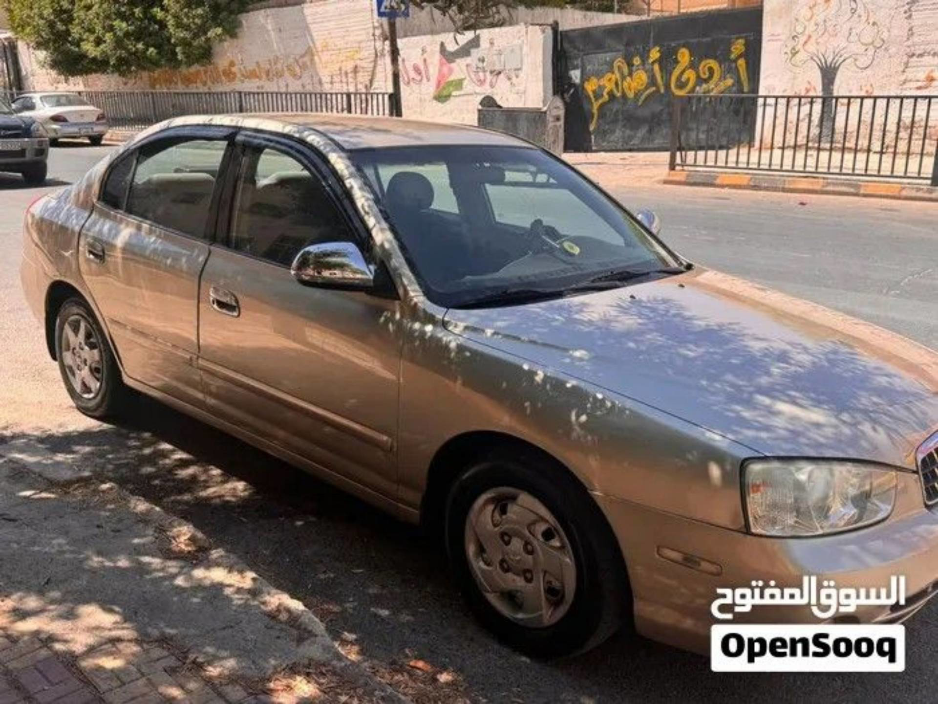هيونداي افانتي 2000