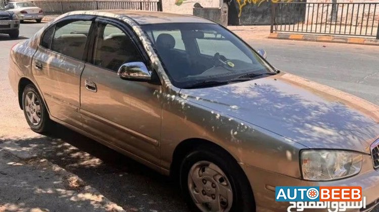 هيونداي افانتي 2000