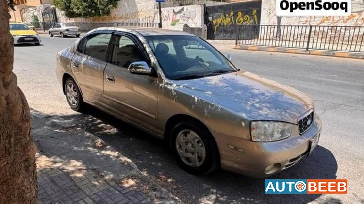 هيونداي افانتي 2000