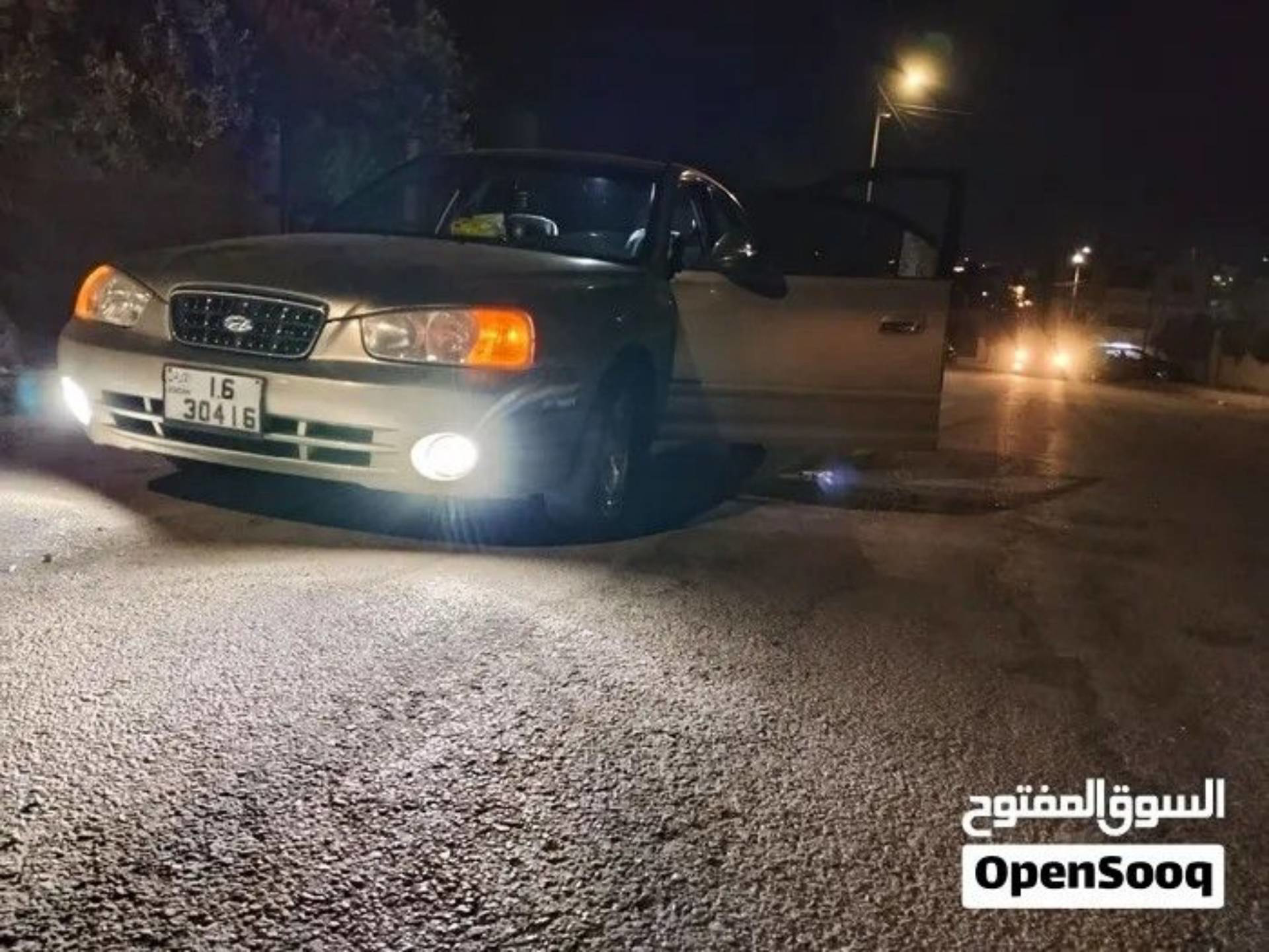 هيونداي افانتي 2000