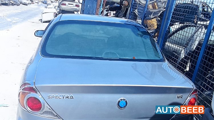 KIA Spectra 2002