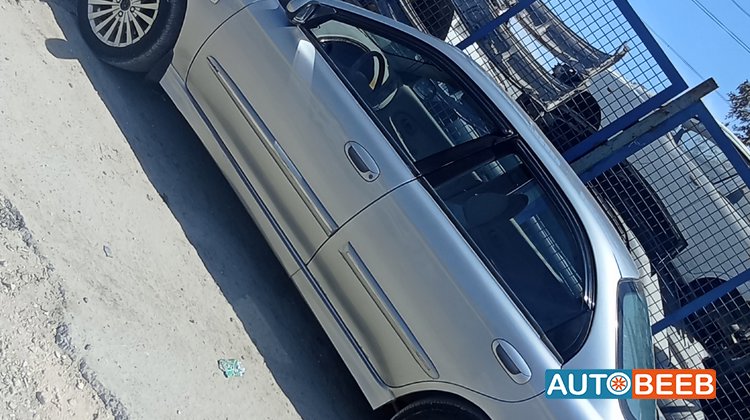 KIA Spectra 2002