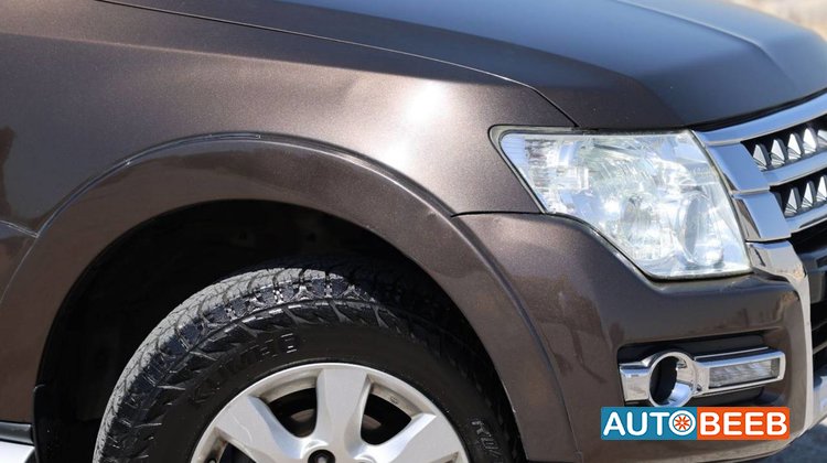 Mitsubishi Pajero 2017