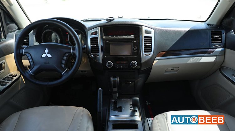 Mitsubishi Pajero 2017
