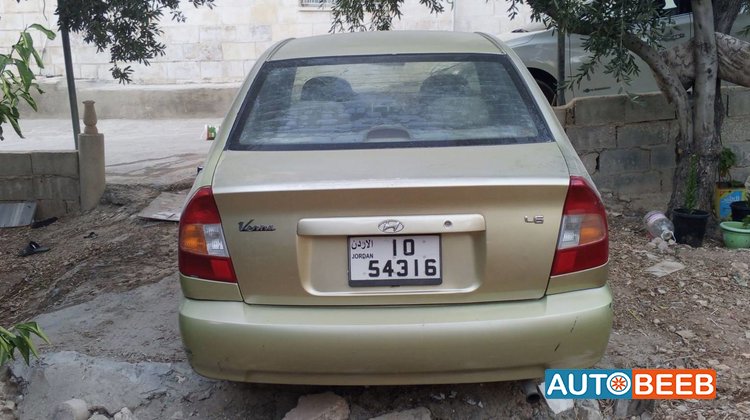 هيونداي فيرنا 2000
