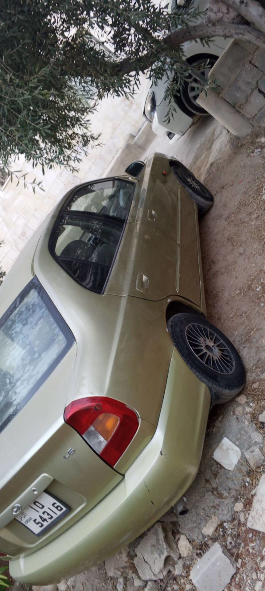 هيونداي فيرنا 2000