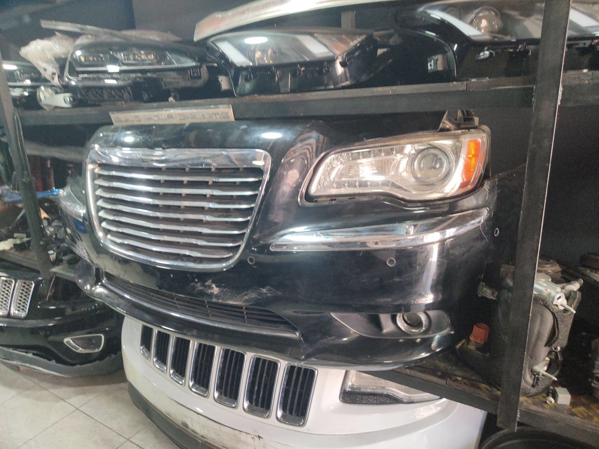 Body Bumper Chrysler 300C
