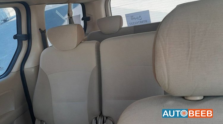 Minibus Hyundai 2010