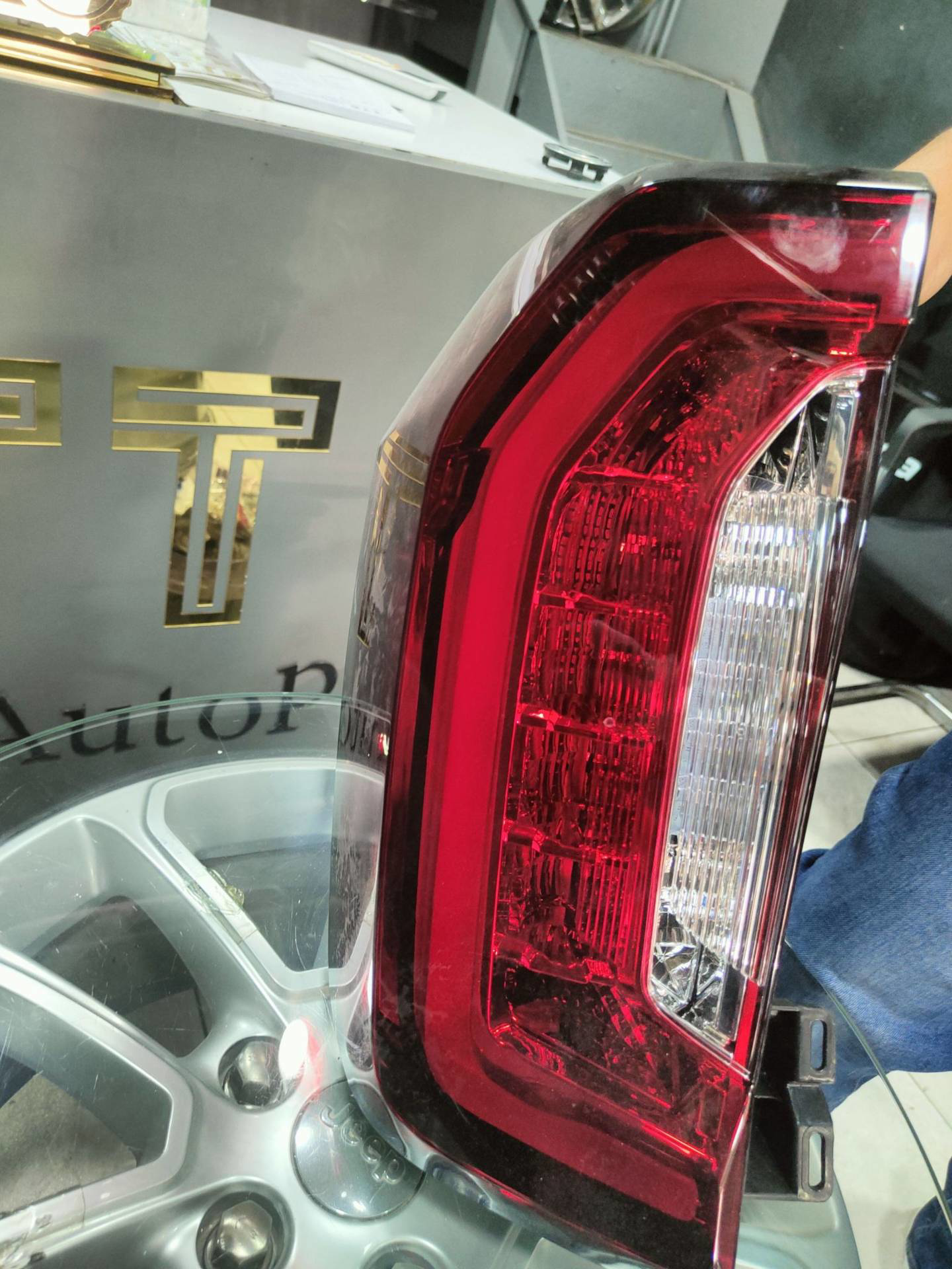 Lights Rear light GMC Yukon