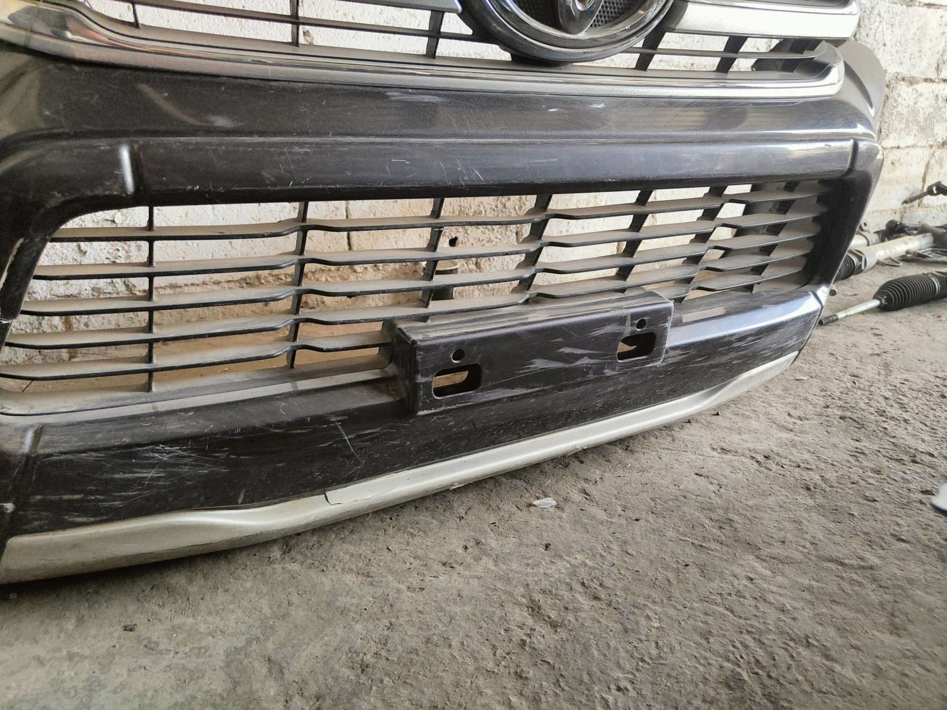 Body Grilles Toyota Hilux