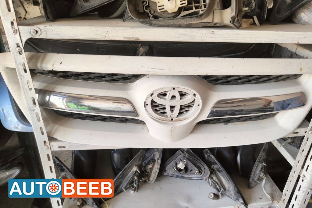 Body Grilles Toyota Hilux