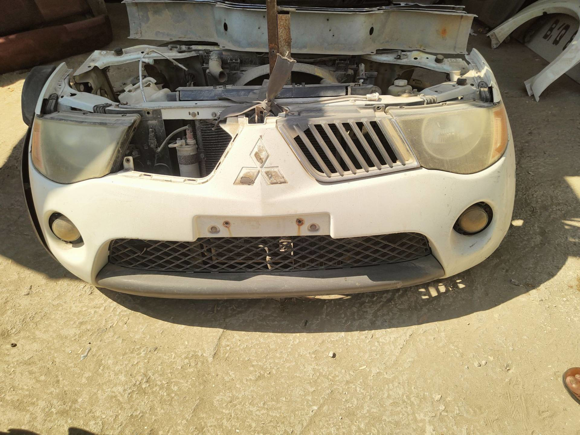 Body Bumper Mitsubishi L200