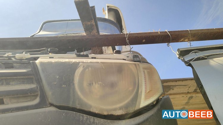 Lights Front light Mitsubishi L200