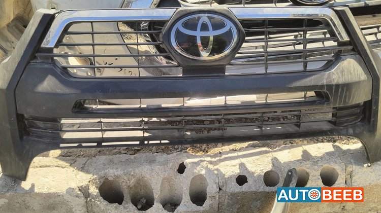 Body Grilles Toyota Hilux