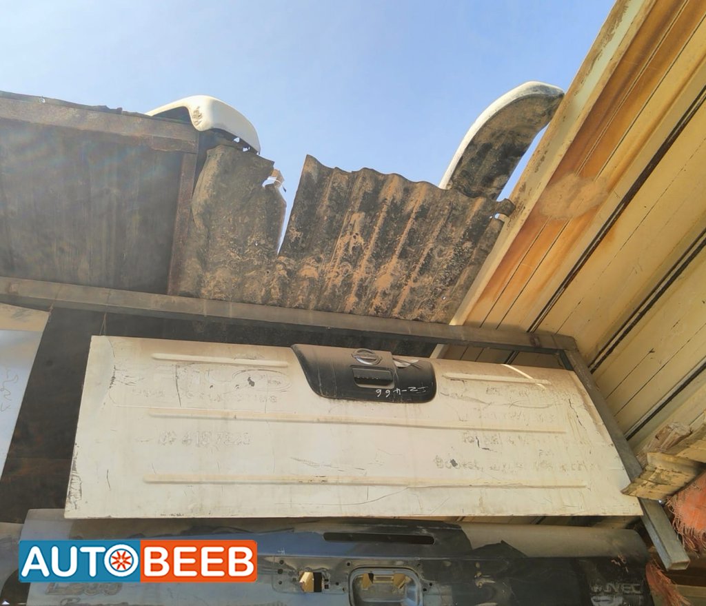 Body Trunk Nissan