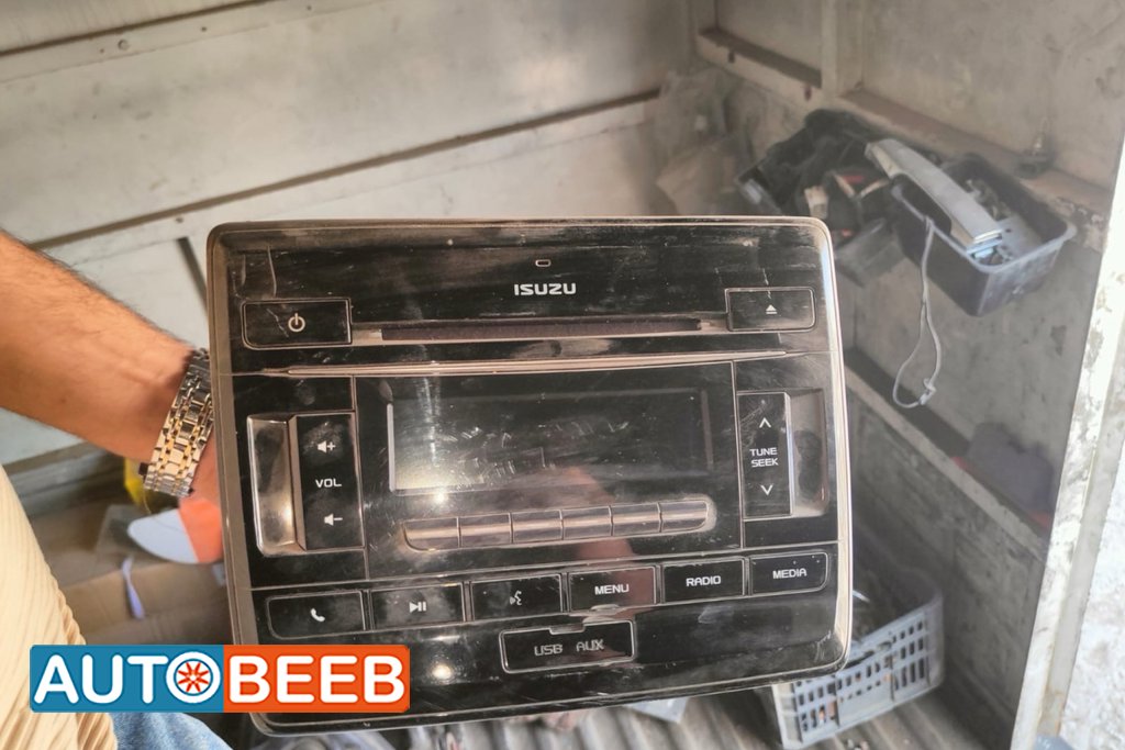 Electronics MP3 Player Isuzu D-Max