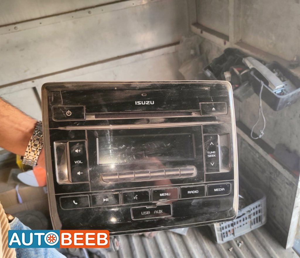 Electronics MP3 Player Isuzu D-Max