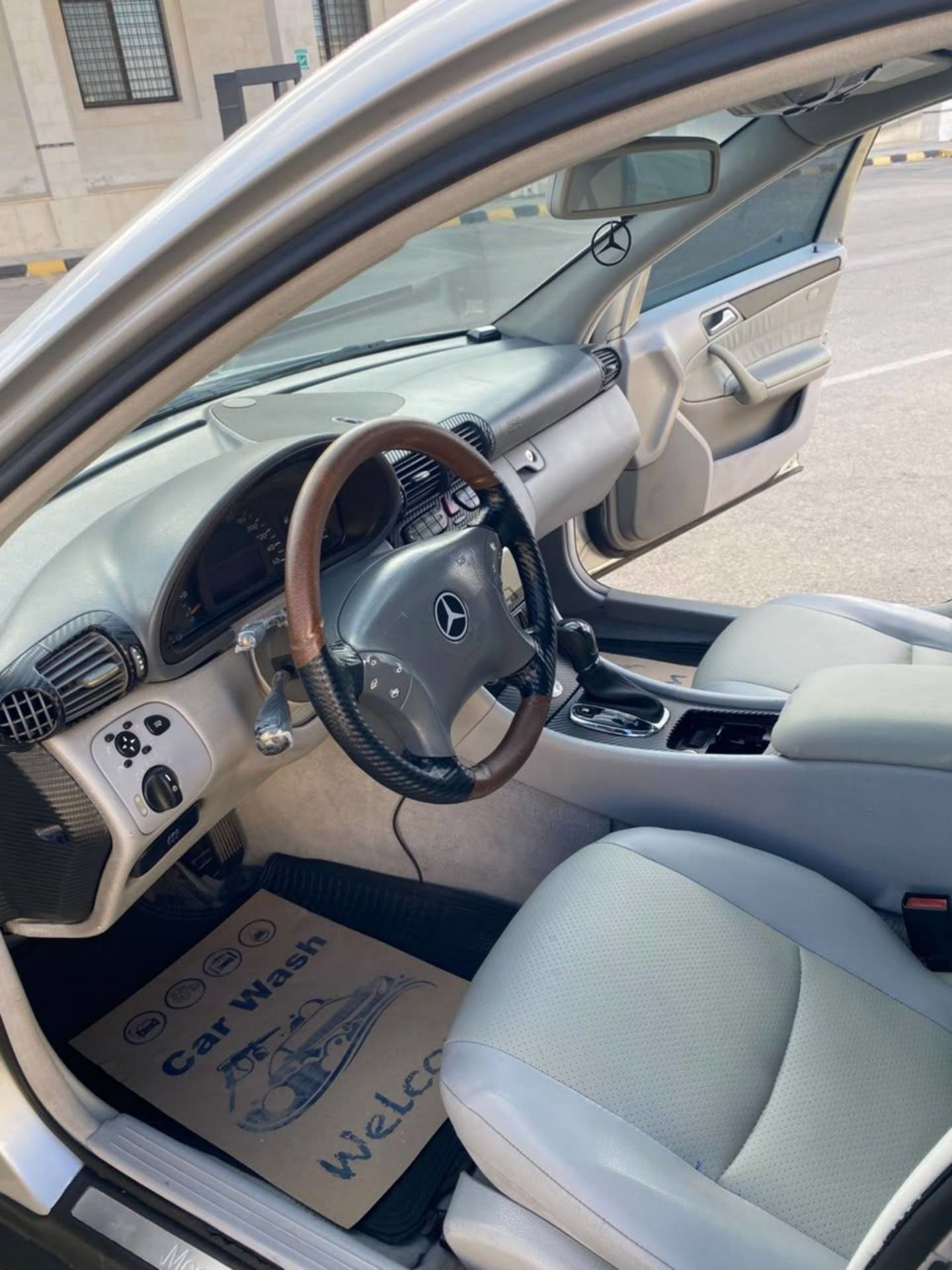 Mercedes Benz C200 2001