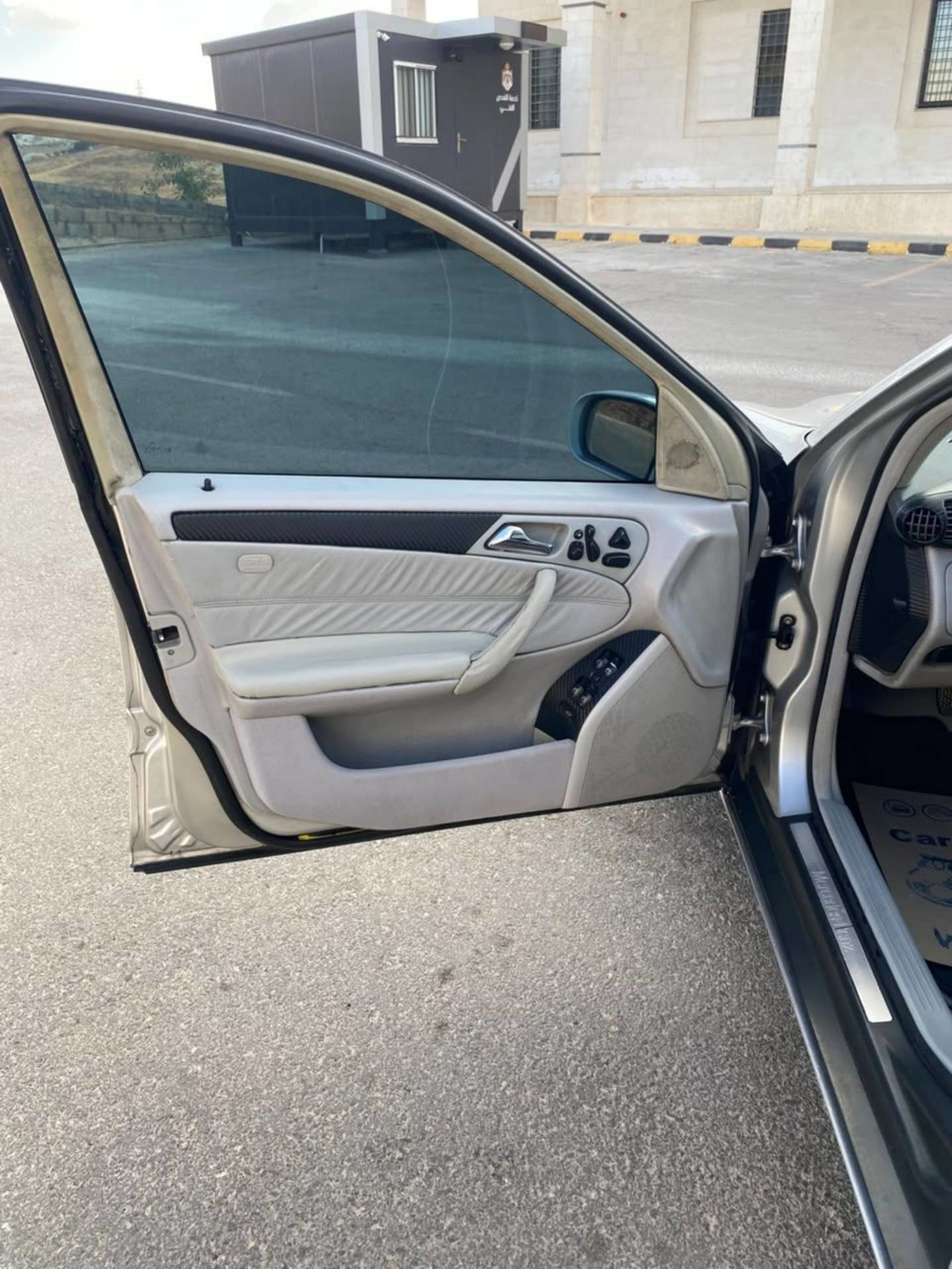 Mercedes Benz C200 2001